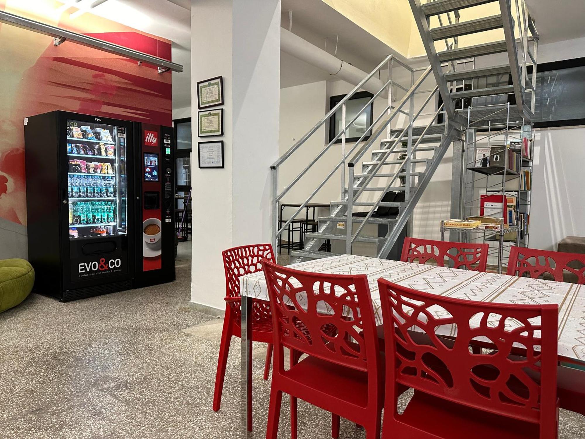 Cconforthotels Host Bari Centrale エクステリア 写真